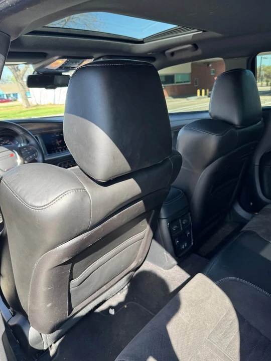 2020 Dodge Charger - Image 11 of 19