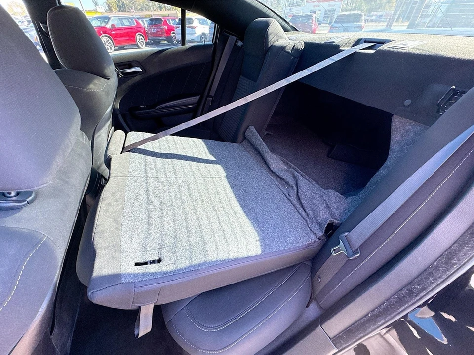 2020 Dodge Charger 7th Gen - Image 17 of 21