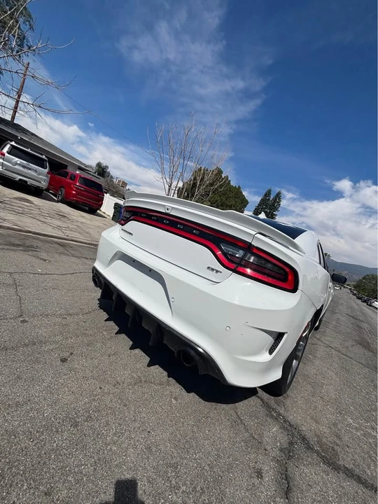 2020 Dodge Charger 7th Gen - Image 5 of 16