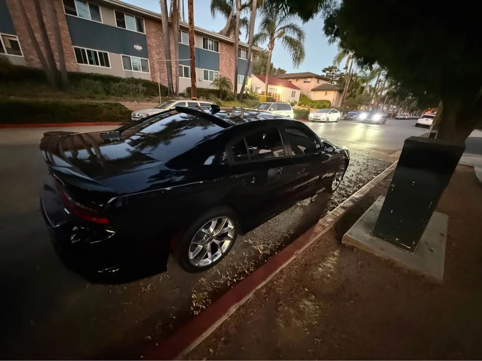 2020 Dodge Charger 7th Gen - Image 3 of 6