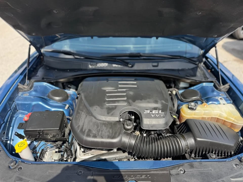 2020 Dodge Charger 7th Gen - Image 18 of 19