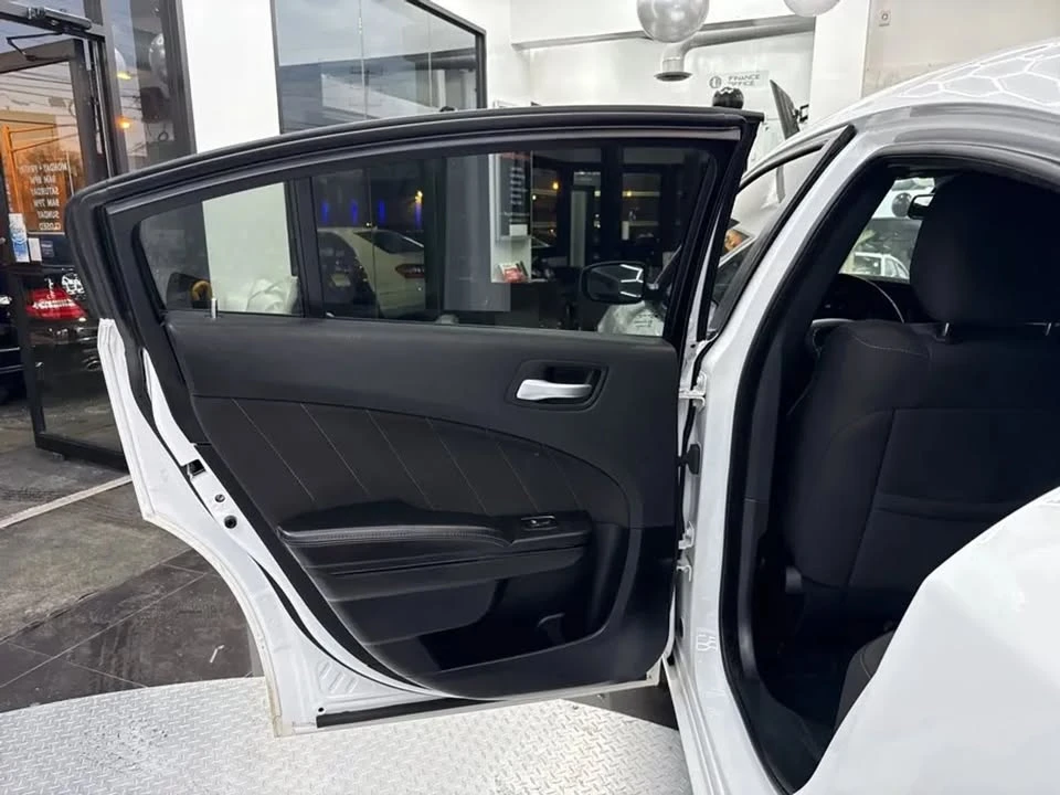 2020 Dodge Charger 7th Gen - Image 13 of 17