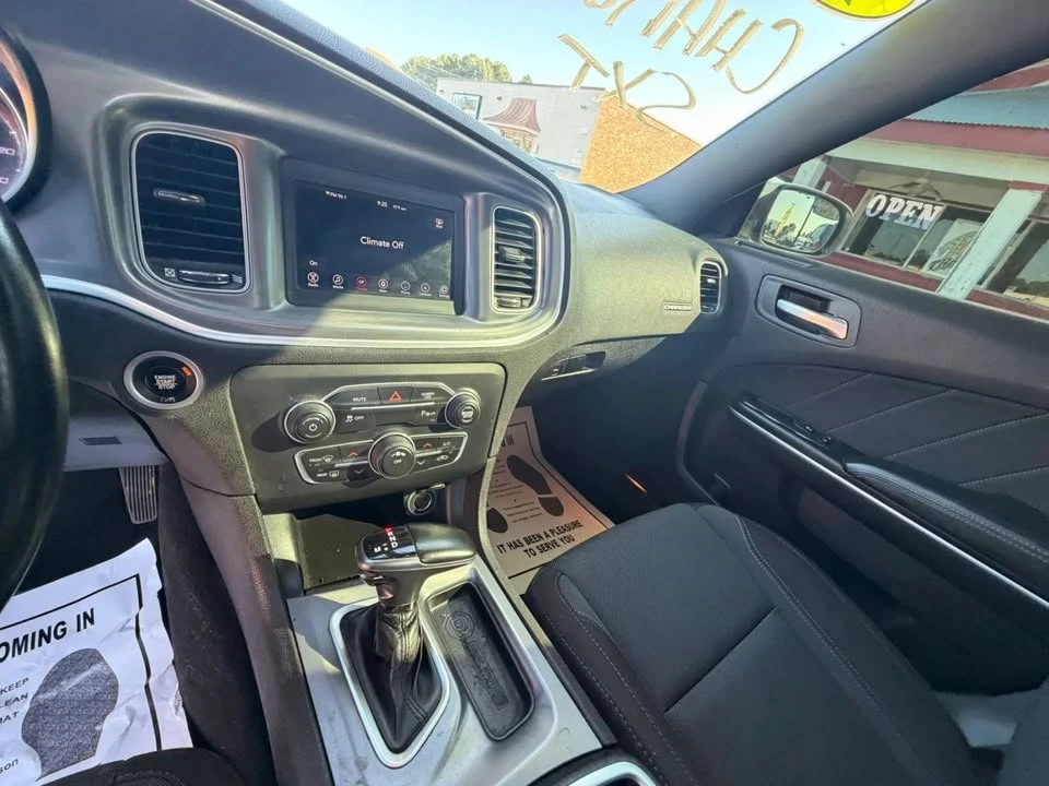 2020 Dodge Charger 7th Gen - Image 10 of 12