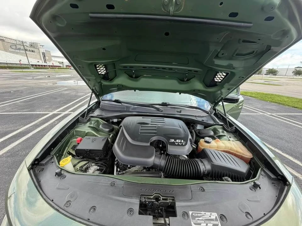2020 Dodge Charger 7th Gen - Image 17 of 17