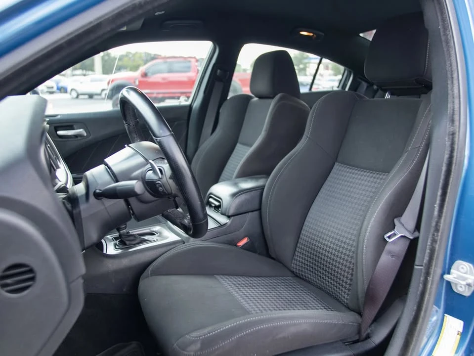 2020 Dodge Charger 7th Gen - Image 19 of 20