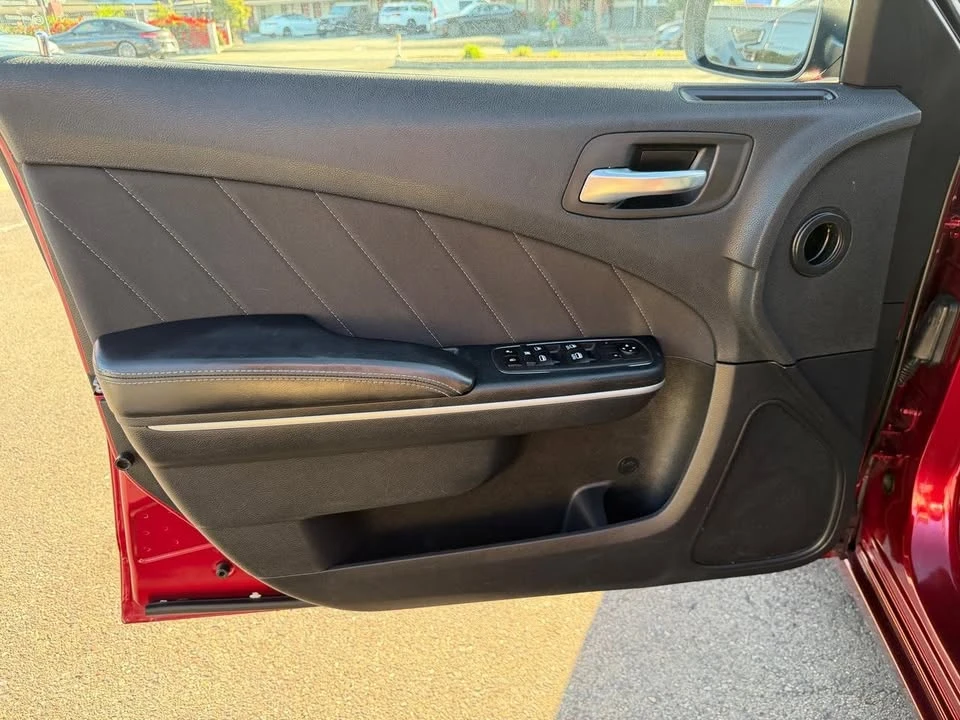 2020 Dodge Charger 7th Gen - Image 16 of 20