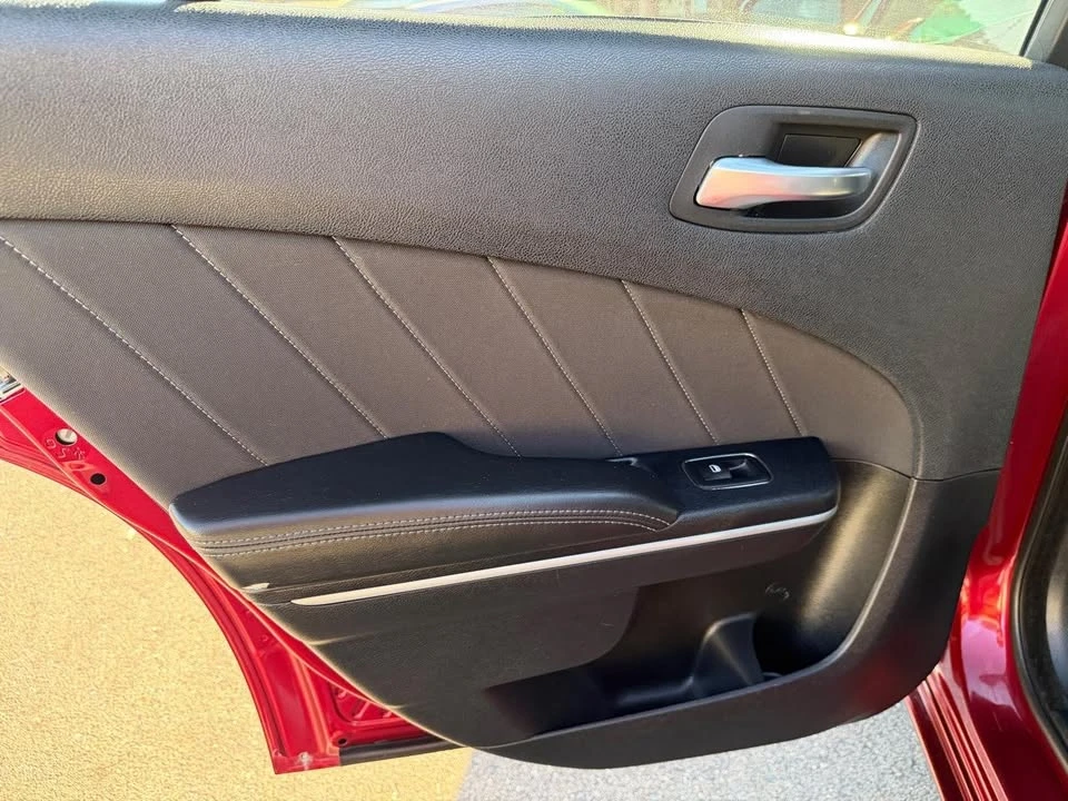 2020 Dodge Charger 7th Gen - Image 19 of 20