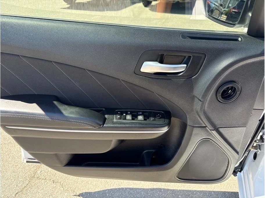 2020 Dodge Charger 7th Gen - Image 10 of 18