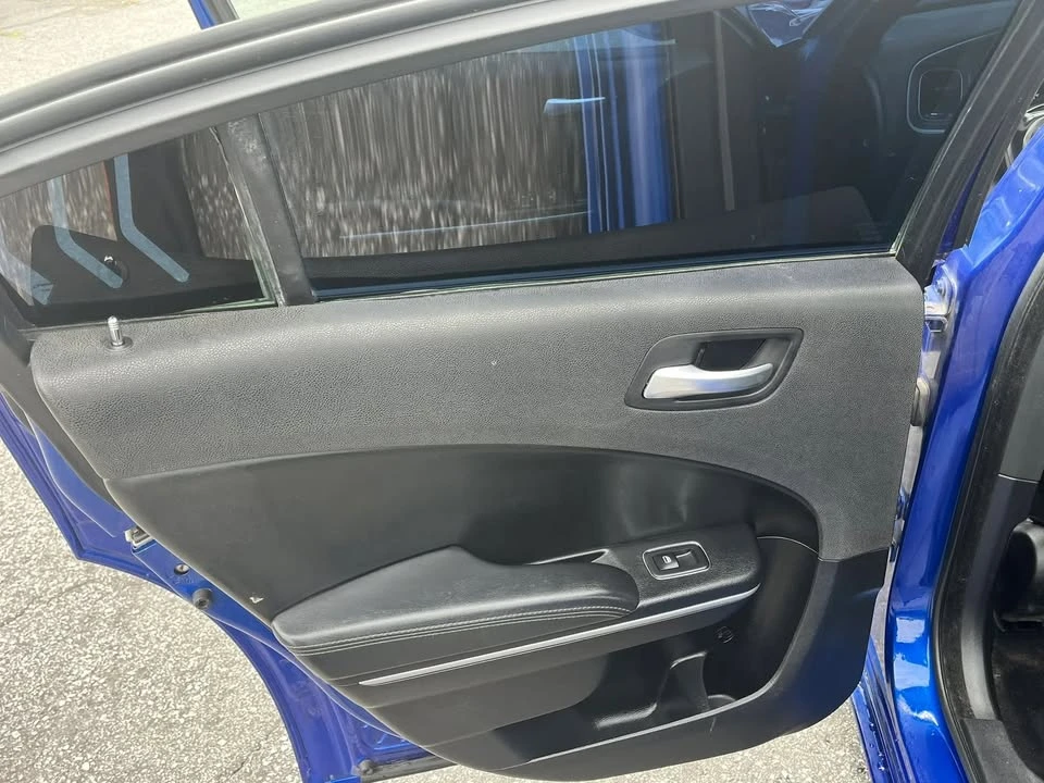 2020 Dodge Charger 7th Gen - Image 14 of 17