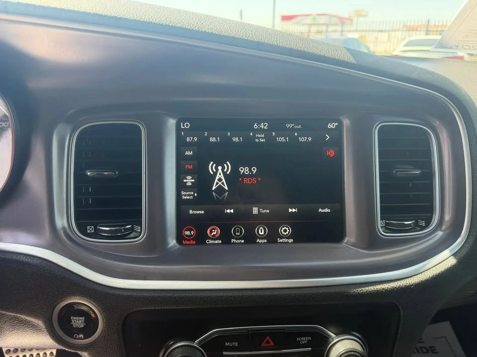 2020 Dodge Charger 7th Gen - Image 17 of 20