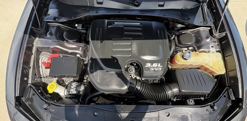 2020 Dodge Charger 7th Gen - Image 18 of 18