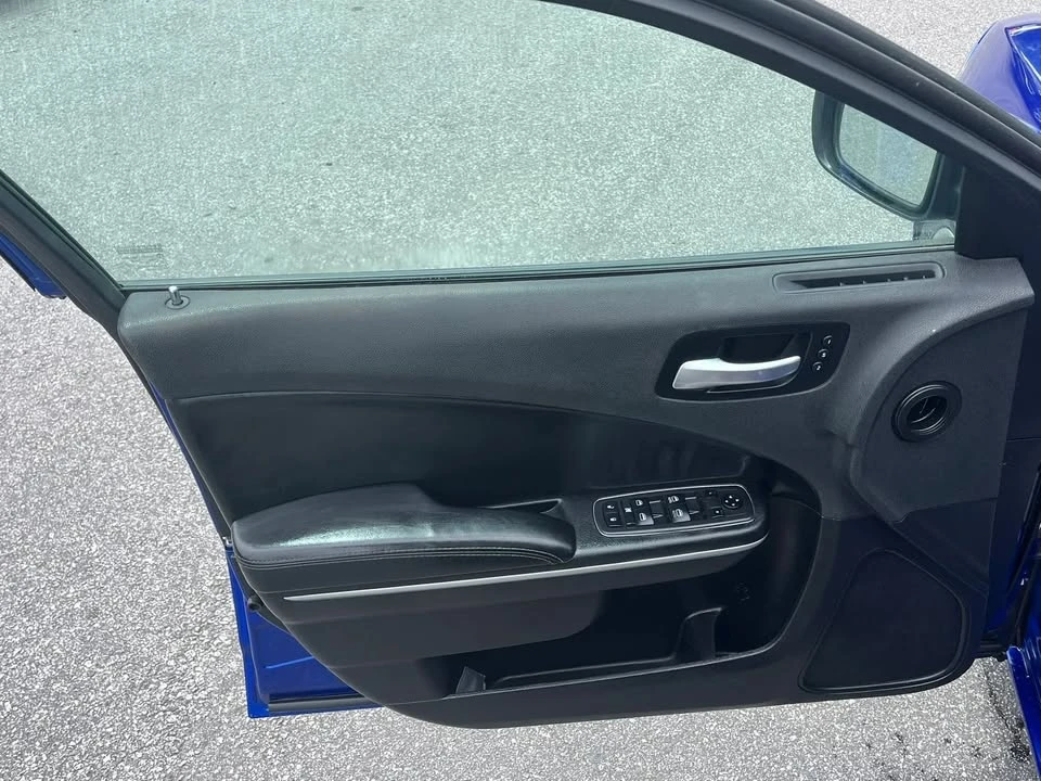 2020 Dodge Charger 7th Gen - Image 9 of 17