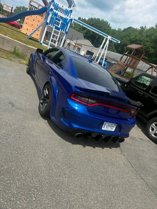 2020 Dodge Charger 7th Gen - Image 6 of 11