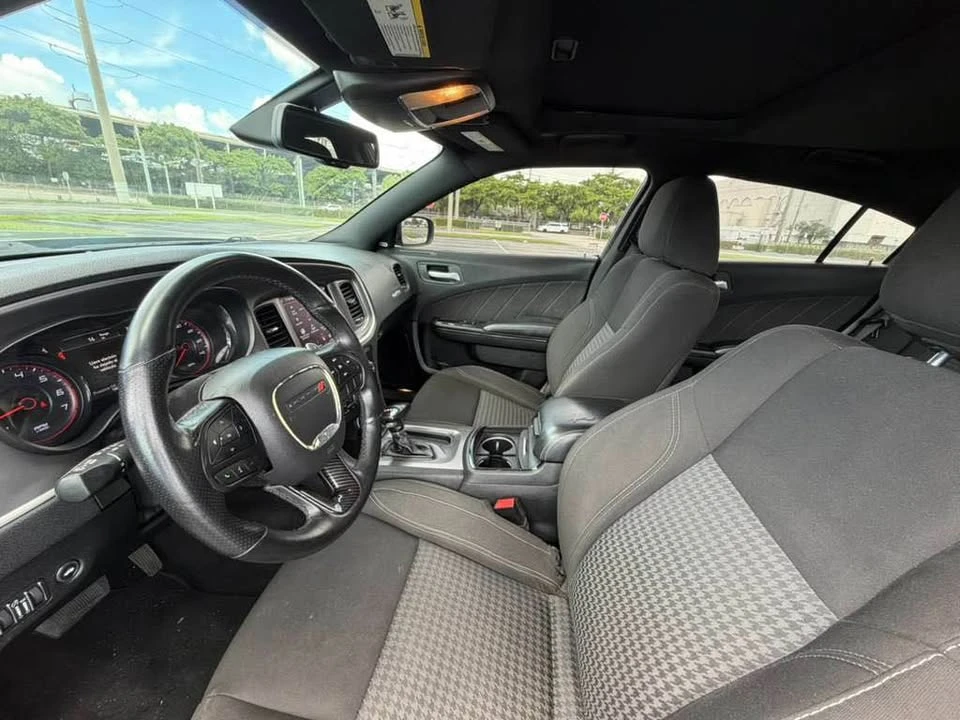 2020 Dodge Charger 7th Gen - Image 8 of 17