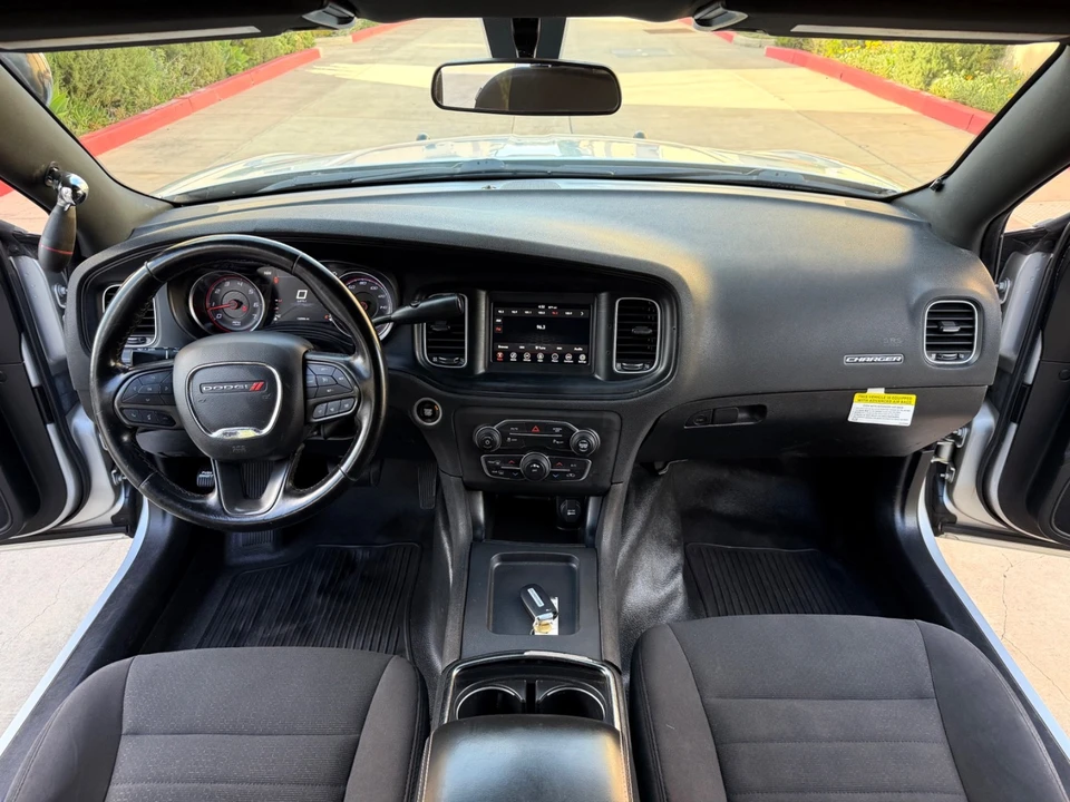 2020 Dodge Charger 7th Gen - Image 15 of 31