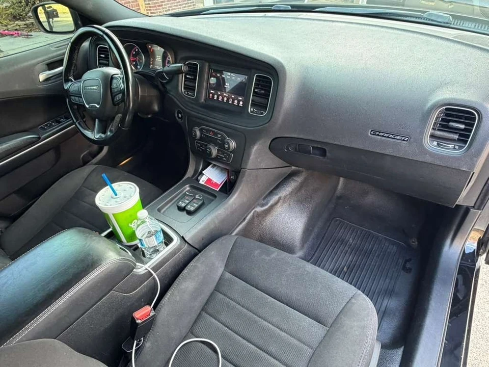 2020 Dodge Charger 7th Gen - Image 17 of 21