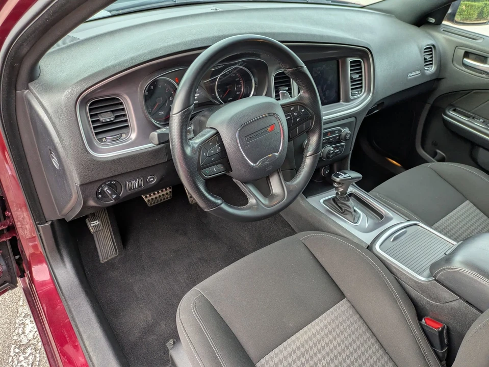 2020 Dodge Charger 7th Gen - Image 14 of 21