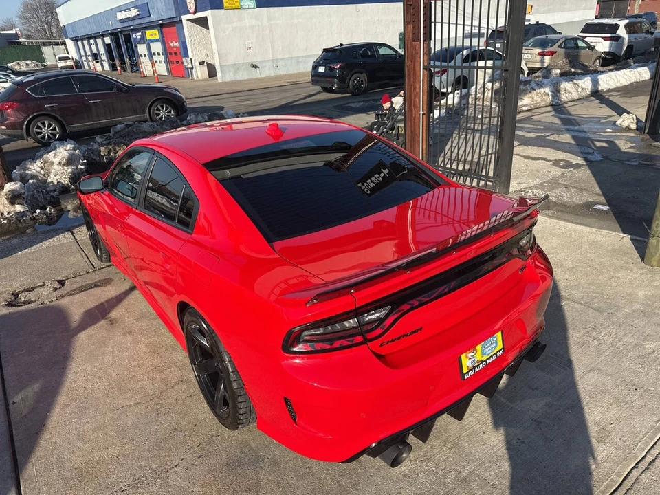 2020 Dodge Charger 7th Gen - Image 10 of 21