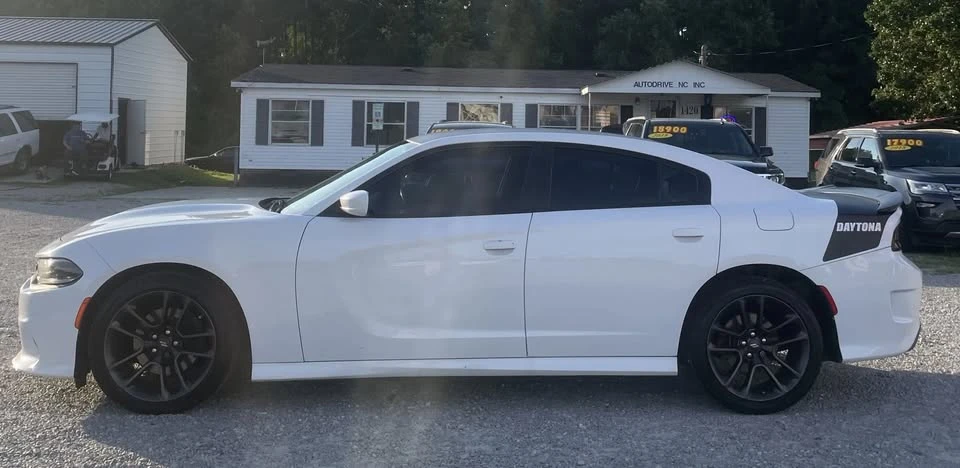 2020 Dodge Charger SRT Hellcat 7th Gen - Image 7 of 17