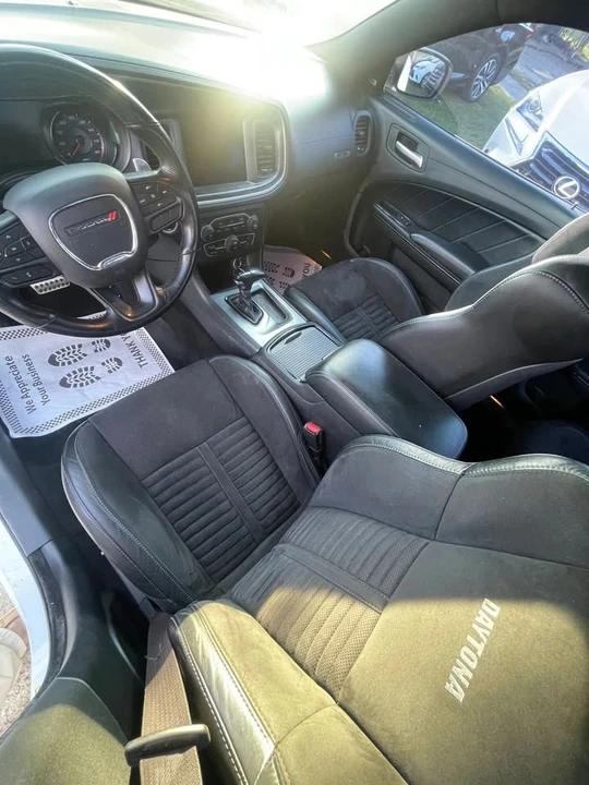 2020 Dodge Charger SRT Hellcat 7th Gen - Image 8 of 17