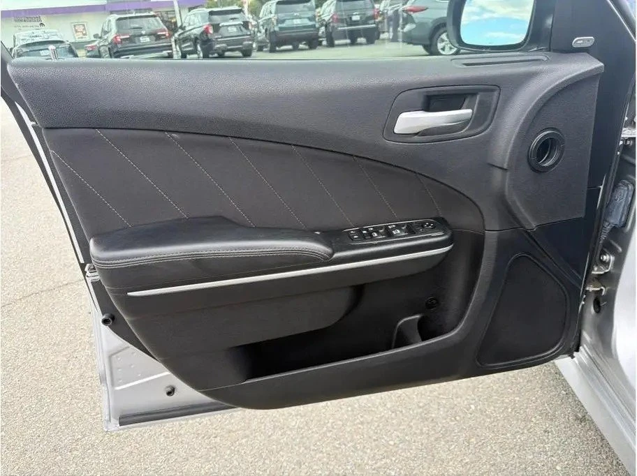 2020 Dodge Charger 7th Gen - Image 15 of 20