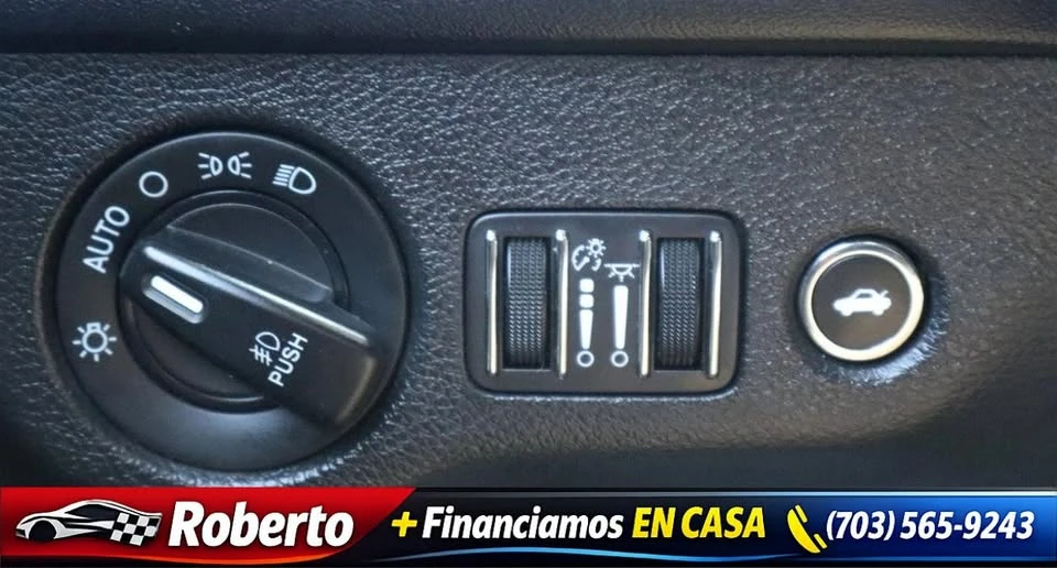 2020 Dodge Charger 7th Gen - Image 13 of 20