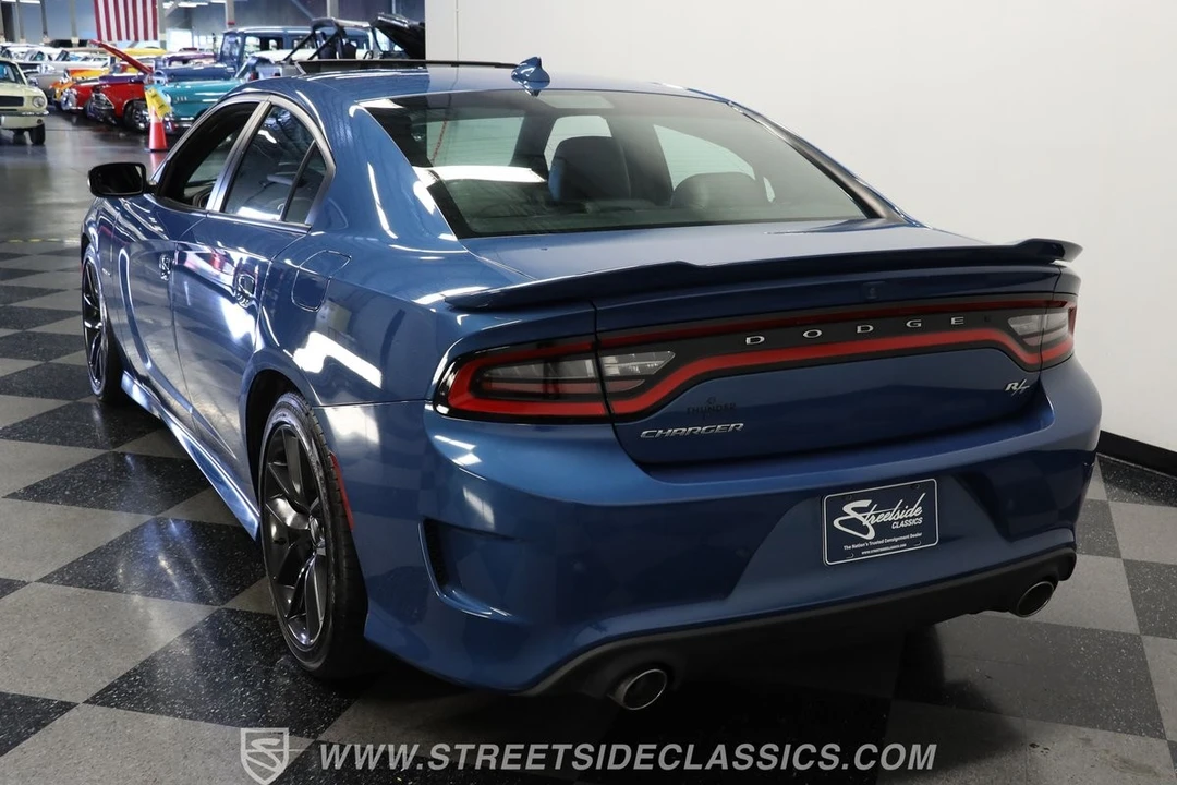 2020 Dodge Charger 7th Gen - Image 8 of 12