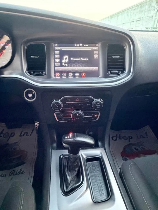 2020 Dodge Charger 7th Gen - Image 16 of 17