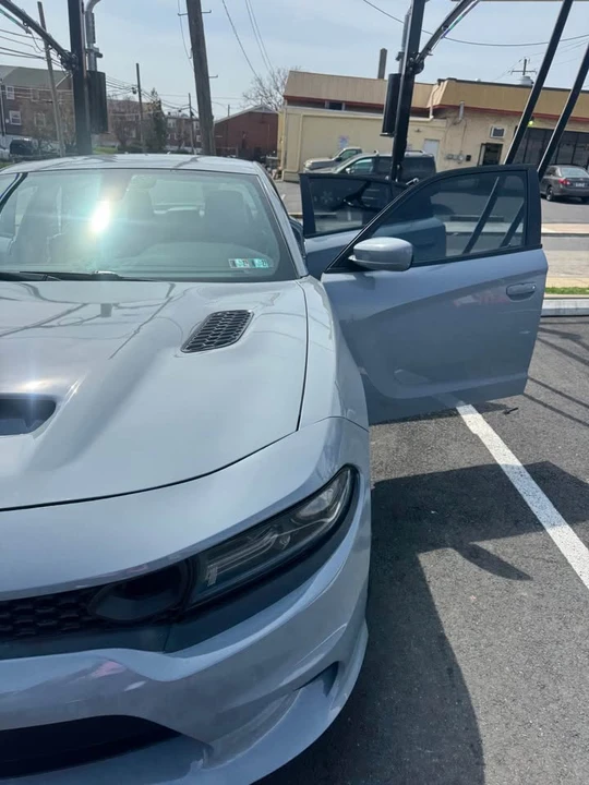 2020 Dodge Charger 7th Gen - Image 2 of 10