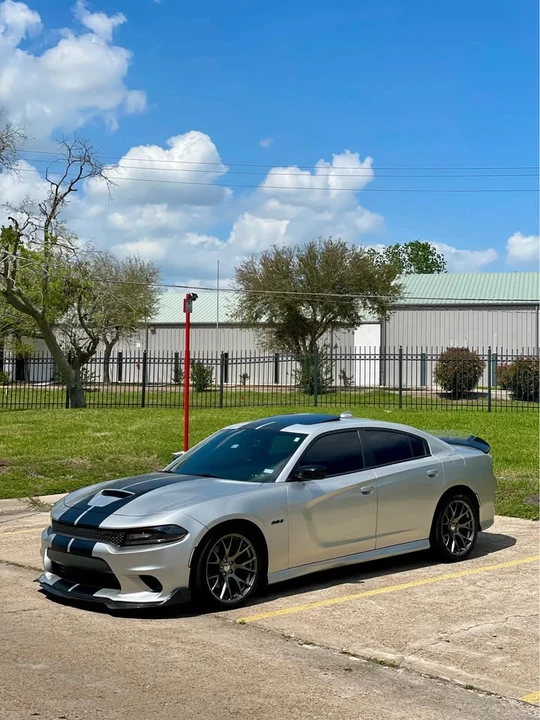 2020 Dodge Charger 7th Gen - Image 2 of 14