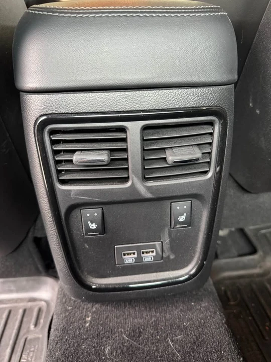 2020 Dodge Charger 7th Gen - Image 11 of 13