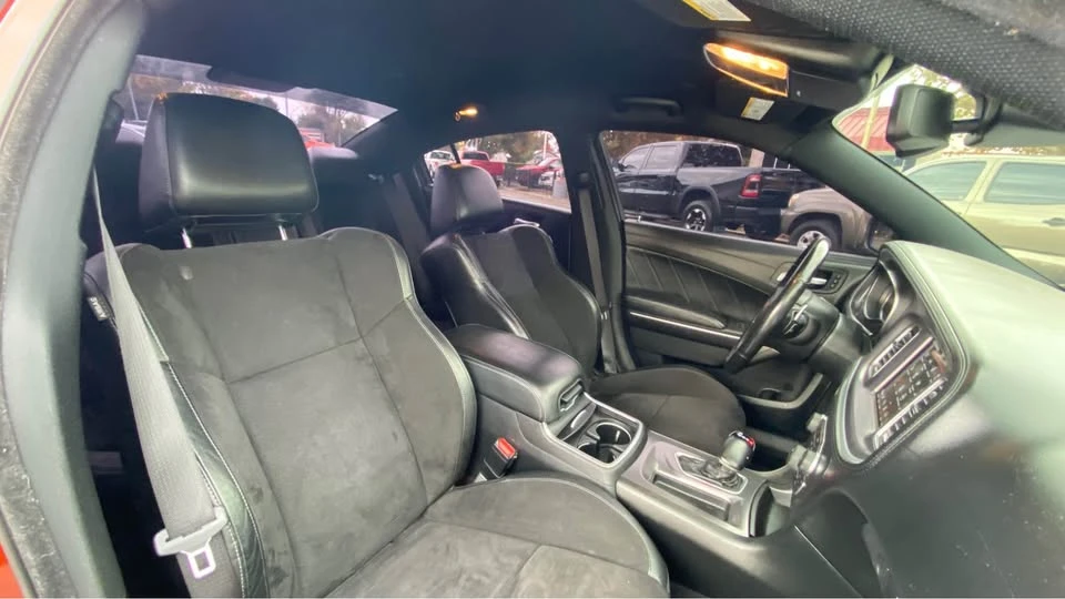 2020 Dodge Charger 7th Gen - Image 9 of 20