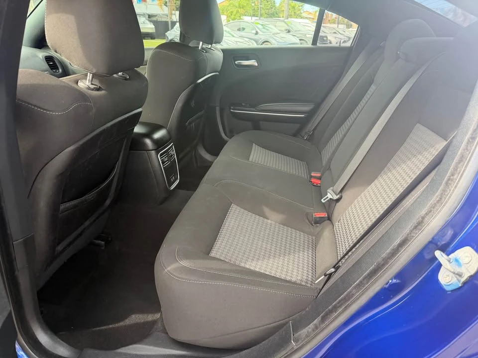 2020 Dodge Charger 7th Gen - Image 9 of 16