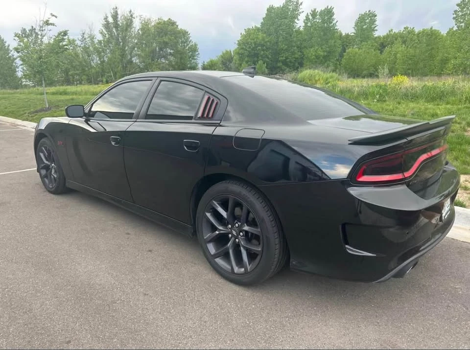 2020 Dodge Charger 7th Gen - Image 6 of 10