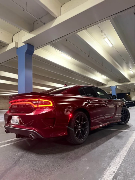 2020 Dodge Charger 7th Gen - Image 2 of 8