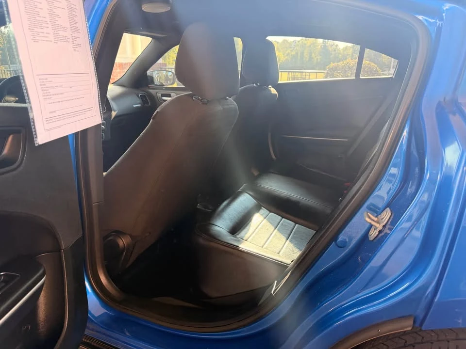 2020 Dodge Charger 7th Gen - Image 8 of 12