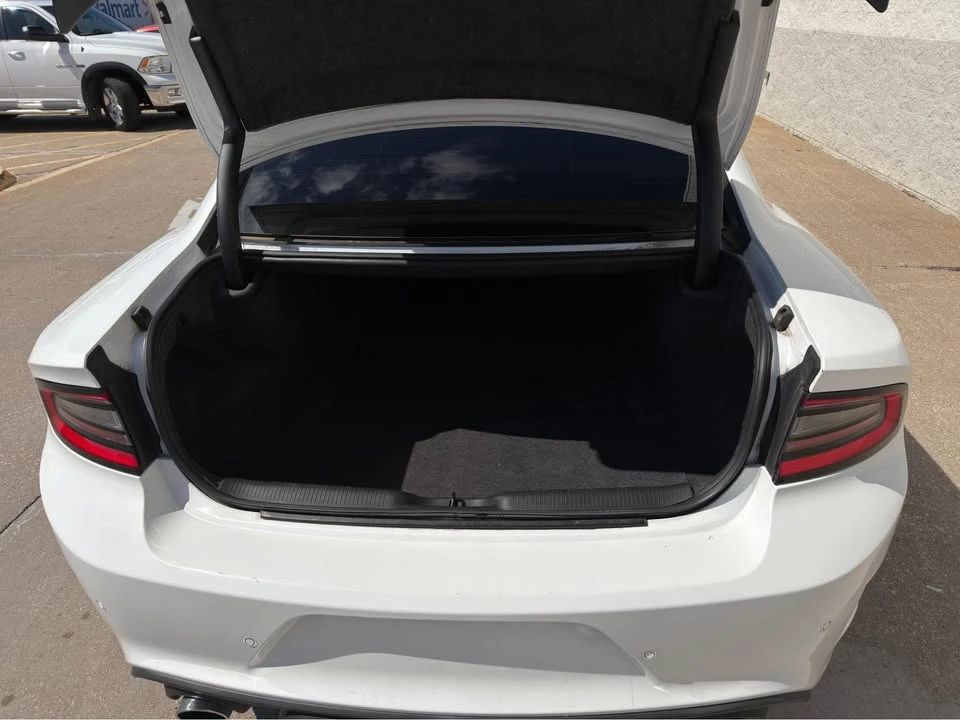 2020 Dodge Charger - Image 7 of 13