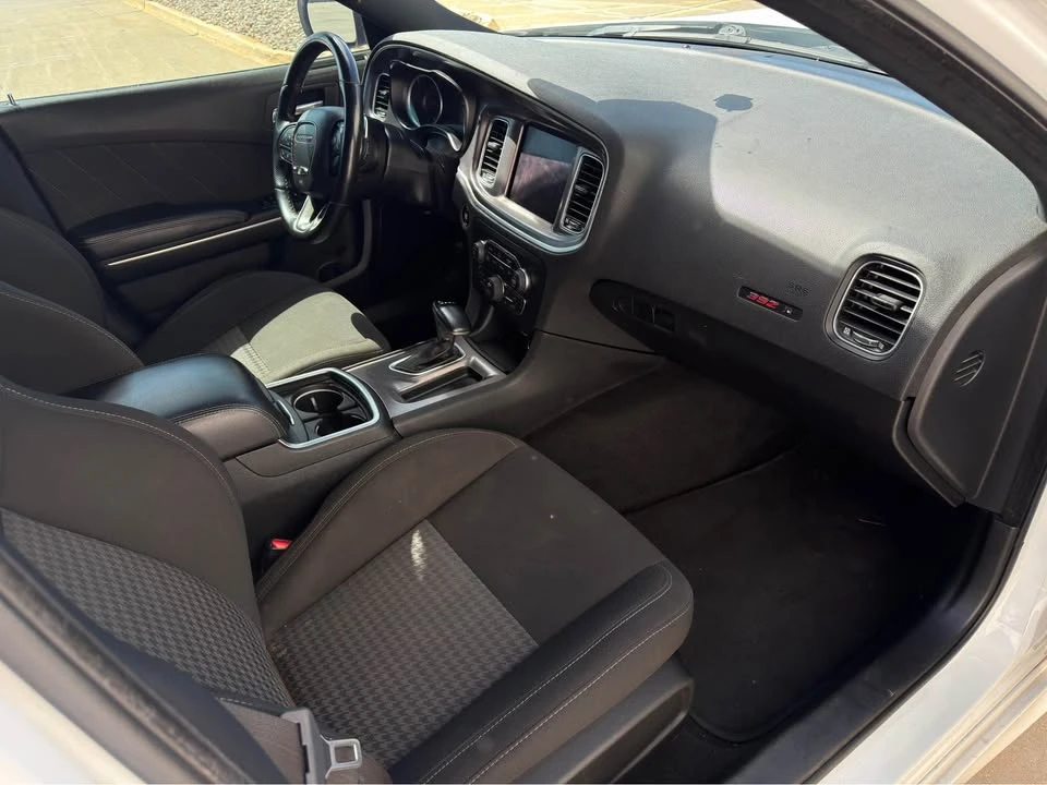 2020 Dodge Charger - Image 11 of 13