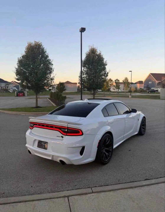 2020 Dodge Charger SRT Hellcat 7th Gen - Image 2 of 3