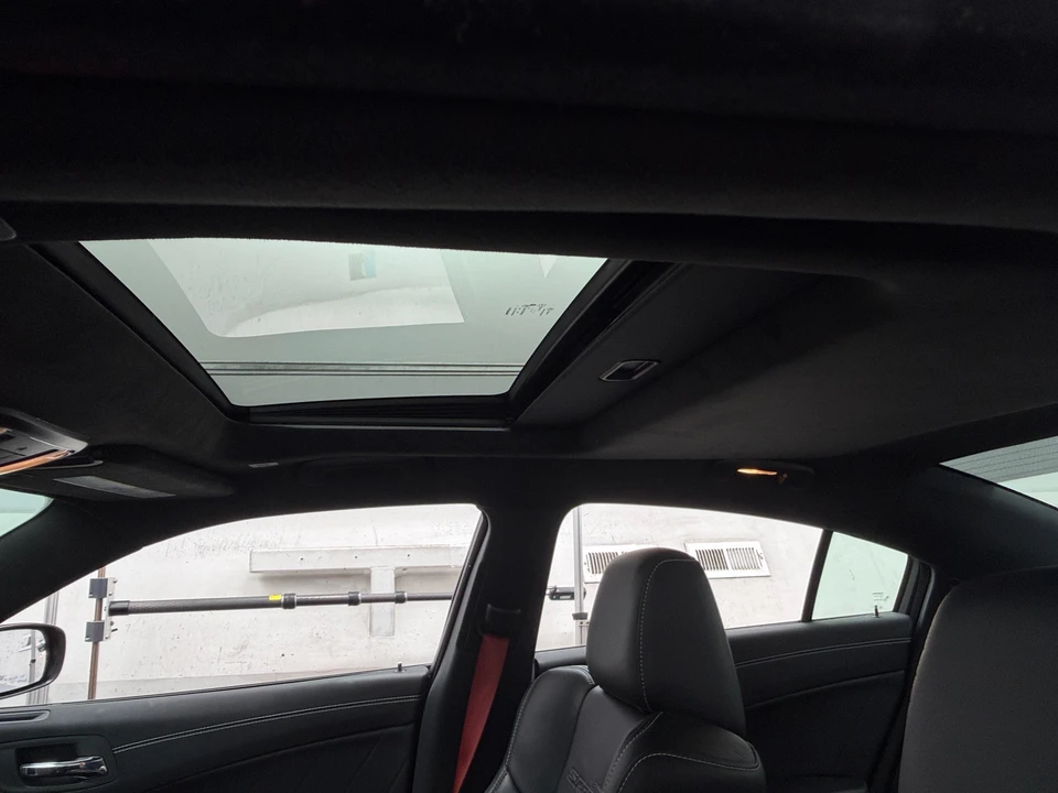 2020 Dodge Charger SRT Hellcat 7th Gen - Image 15 of 31
