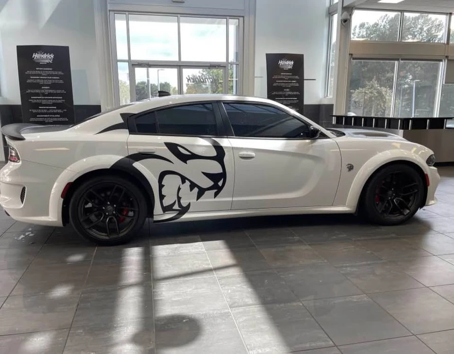 2020 Dodge Charger SRT Hellcat 7th Gen - Image 7 of 20