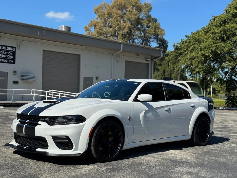 2020 Dodge Charger SRT Hellcat 7th Gen - Image 3 of 31
