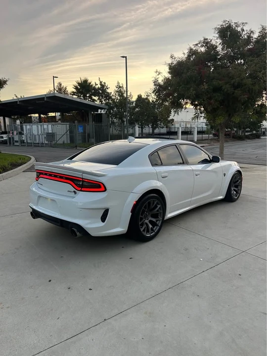 2020 Dodge Charger SRT Hellcat 7th Gen - Image 5 of 8