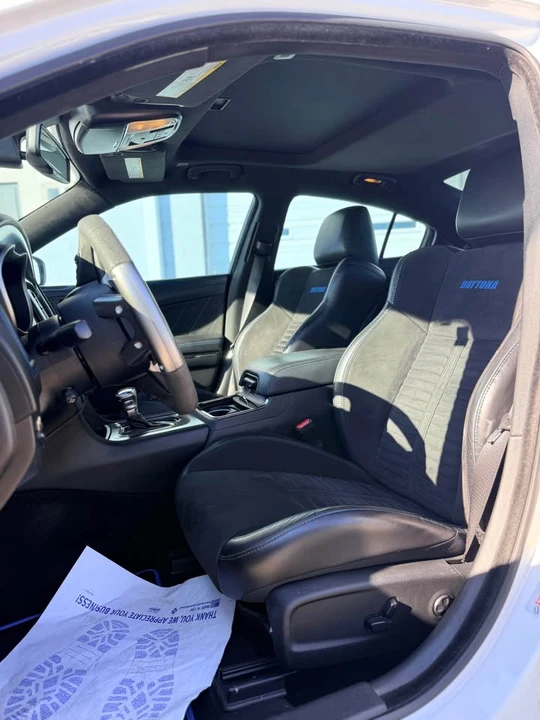 2020 Dodge Charger SRT Hellcat 7th Gen - Image 8 of 15