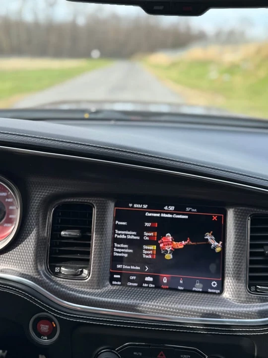 2020 Dodge Charger SRT Hellcat 7th Gen - Image 8 of 14