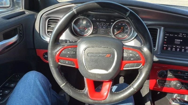 2020 Dodge Charger 8th Gen - Image 10 of 12