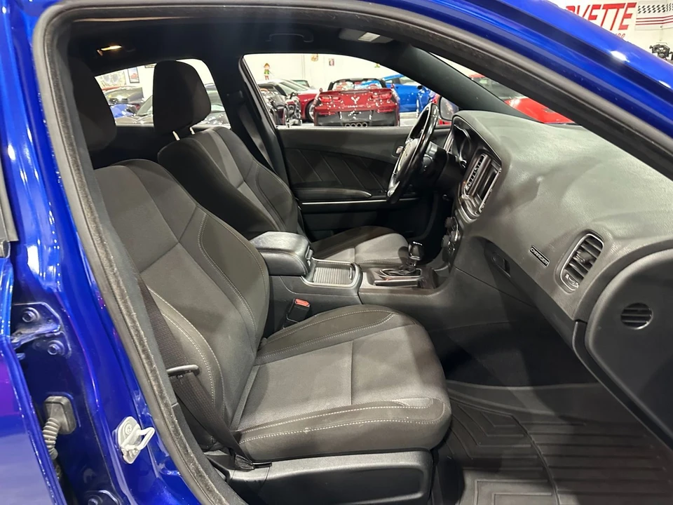 2020 Dodge Charger 7th Gen - Image 19 of 21
