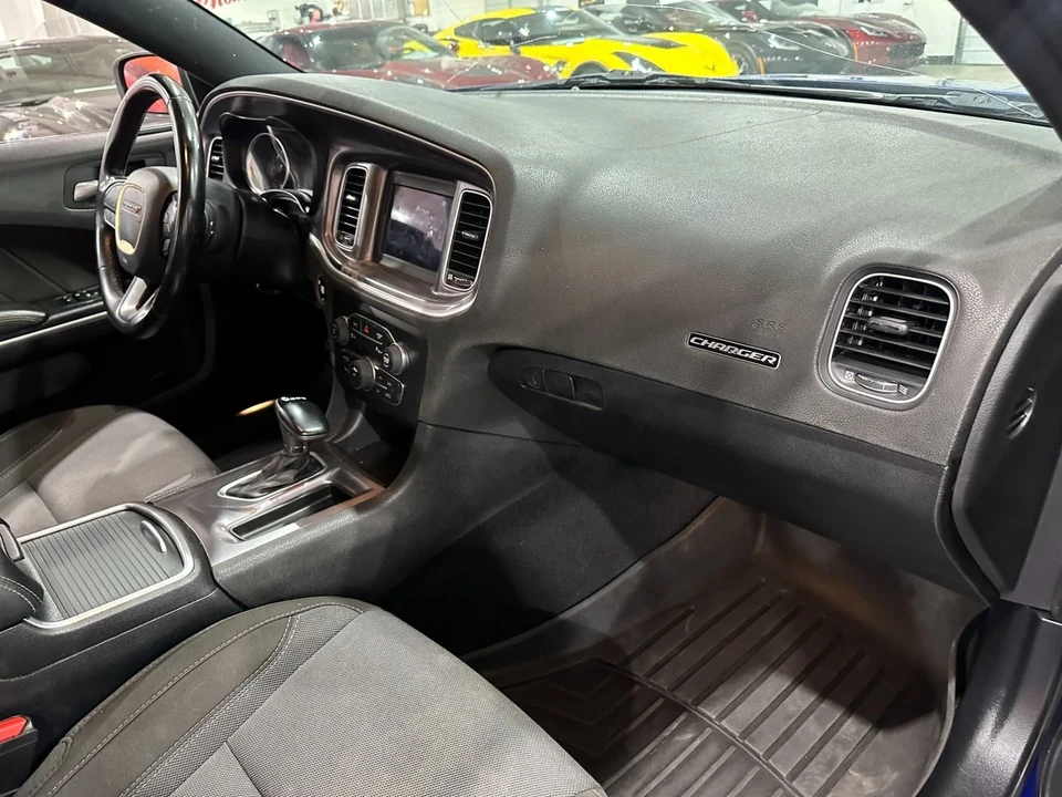 2020 Dodge Charger 7th Gen - Image 9 of 10