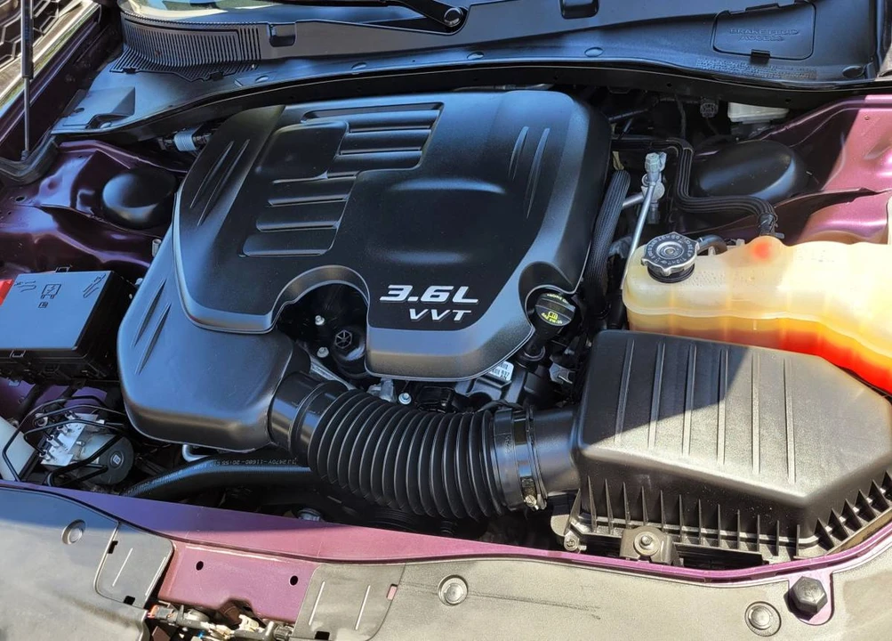 2020 Dodge Charger 7th Gen - Image 9 of 18