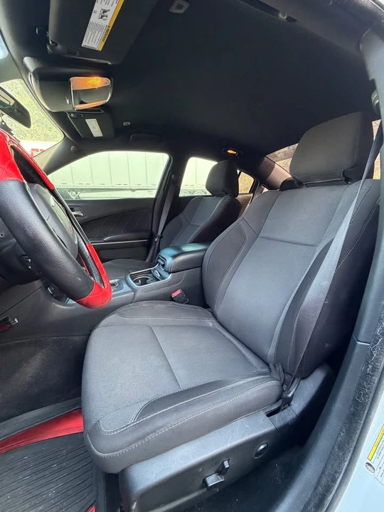 2020 Dodge Charger 7th Gen - Image 10 of 13